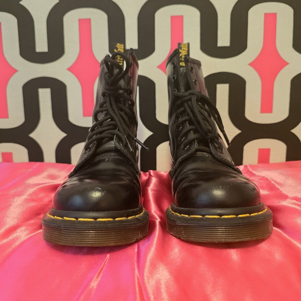 Dr. Marten 1460 Lace up boot